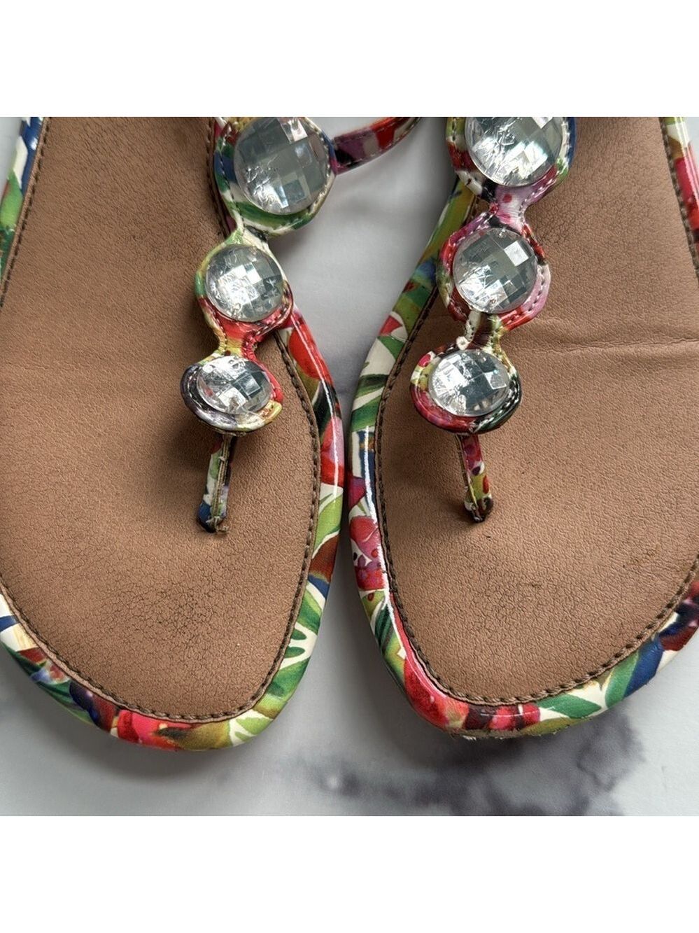 Fioni Multicolored Floral Rhinestone Thong Flat Sandals Size 7 - Picture 4 of 10